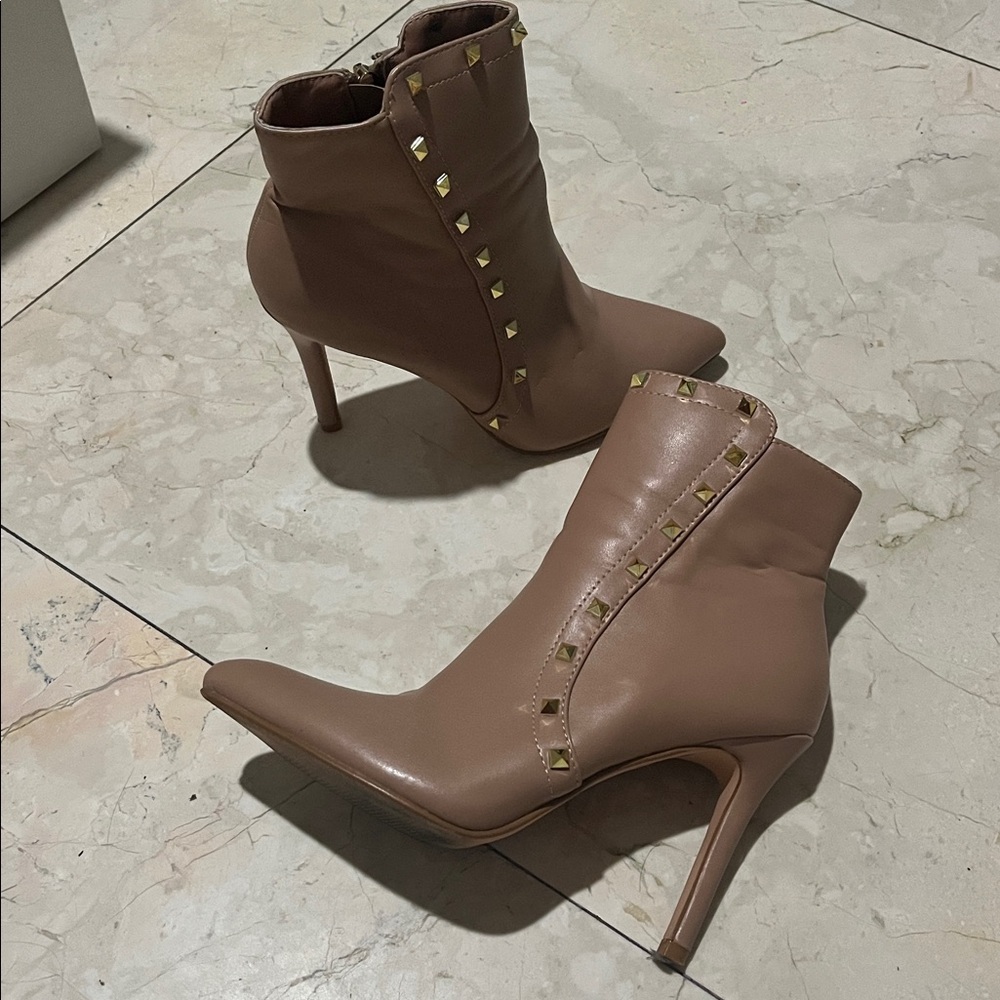 Nicole Miller Studded Tan High Heel Ankle Boots